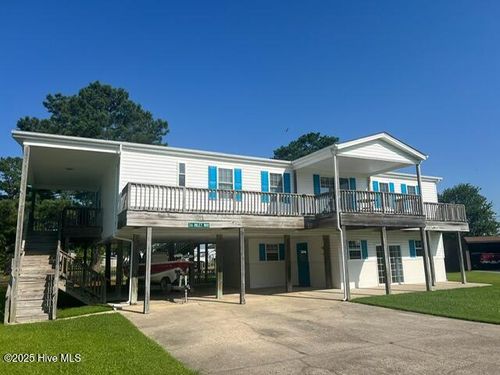 36 Inlet Way, Chocowinity, NC, 27817-8913 | Card Image