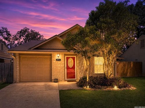 5911 Misty Gln, San Antonio, TX, 78247-4702 | Card Image