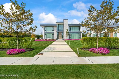 2 Jim Lynch Dr, Elberon, NJ, 07740-4748 | Card Image