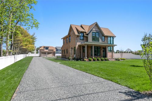 50 Depot Rd, Southampton, NY, 11968-3747 | Card Image