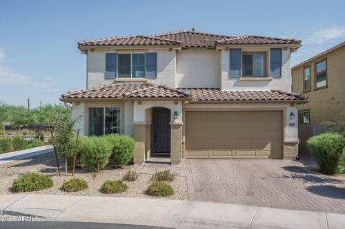 9046 W San Miguel Ave, Glendale, AZ, 85305-2282 | Card Image