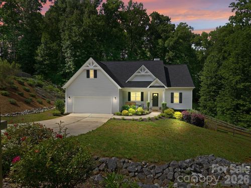 2960 Walter Dr Nw, Concord, NC, 28027-5562 | Card Image