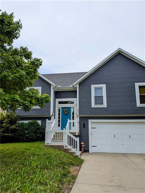 1003 Howard Ct, Louisburg, KS, 66053-8170 | Card Image