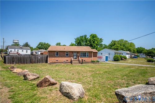 100 N Grove Avenue, Highland Springs, VA, 23075 | Card Image