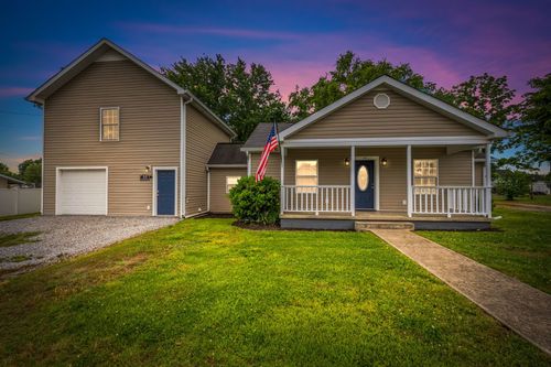 55 College St N, Mc Ewen, TN, 37101-4512 | Card Image