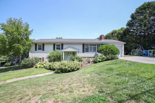 3 Vega Dr, Shrewsbury, MA, 01545-1910 | Card Image