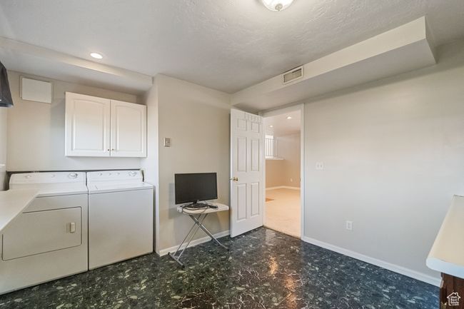 2009 7455, House other with 5 bedrooms, 2 bathrooms and 10 parking in West Jordan UT | Image 10