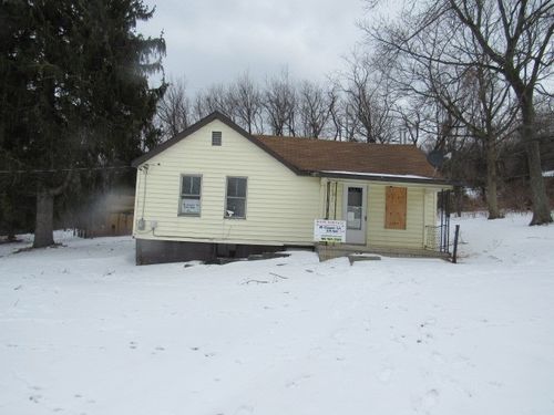 18 Cooper Ln, Lemont Furnace, PA, 15456-1113 | Card Image