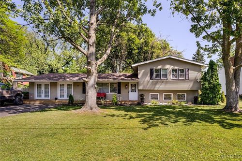 441 Cherry Ln, Lewiston, NY, 14092-1004 | Card Image