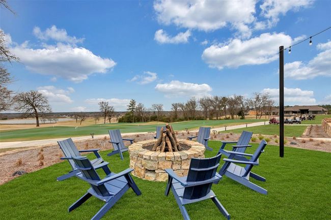 Fire Pit in community area | Image 28