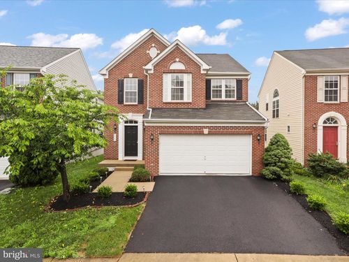 3903 Beeker Mill Pl, Chantilly, VA, 20151-3388 | Card Image