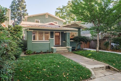 3279 D St, Sacramento, CA, 95816-3336 | Card Image