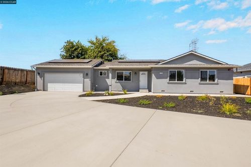 2100 Paige Ct, Pittsburg, CA, 94565-4624 | Card Image