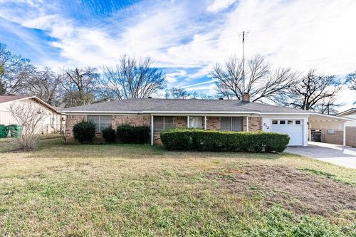 212 Crest, Palestine, TX, 75801 | Card Image