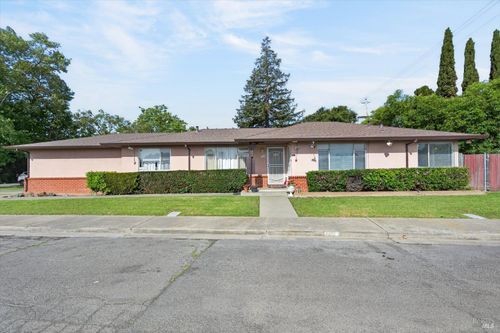 711 State St, Vallejo, CA, 94590-3981 | Card Image