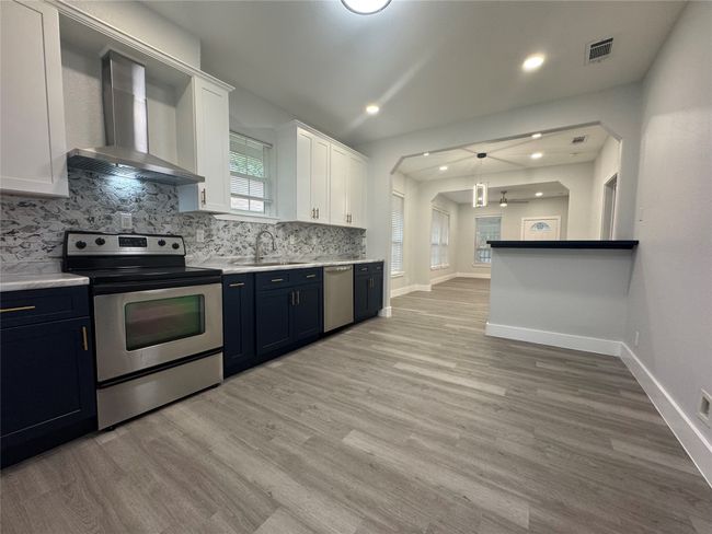 1111 Brook Ave, House other with 3 bedrooms, 2 bathrooms and null parking in Waco TX | Image 6