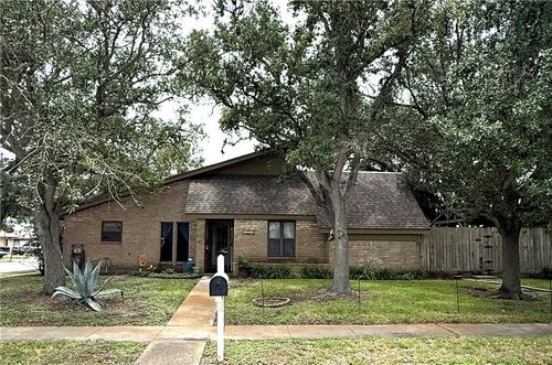 5953 Cinnamon Oaks Dr, Corpus Christi, TX, 78414-2522 | Card Image