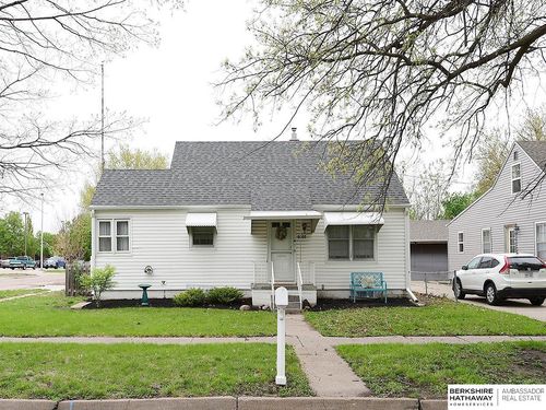 1004 E 8th St, Fremont, NE, 68025-5250 | Card Image
