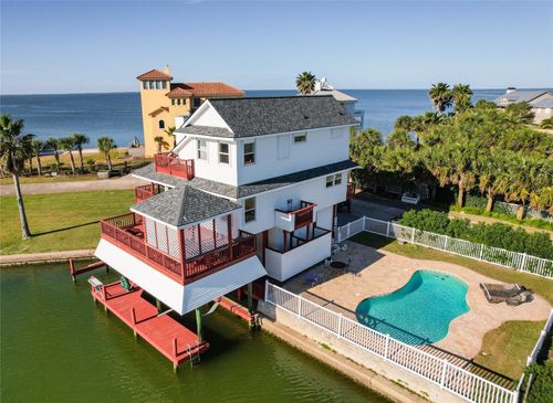 16619 Bayfront Dr, Jamaica Beach, TX, 77554 | Card Image
