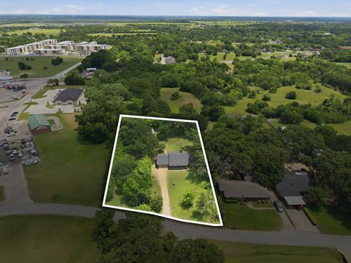 316 Shadywood Ln, Seagoville, TX, 75159-3064 | Card Image