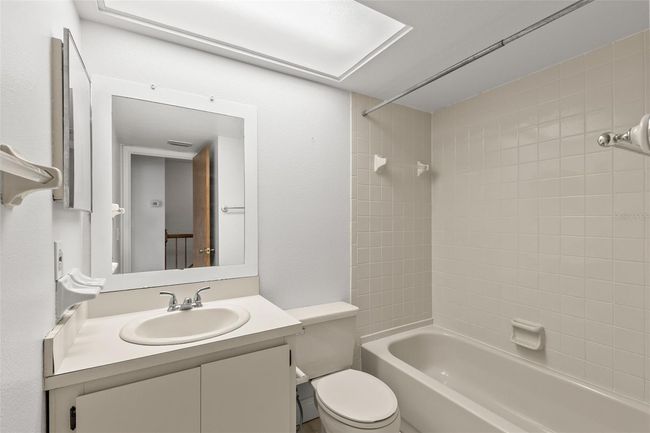APT-130 - 2131 Ridge Rd S, Townhouse with 2 bedrooms, 3 bathrooms and null parking in LARGO FL | Image 18