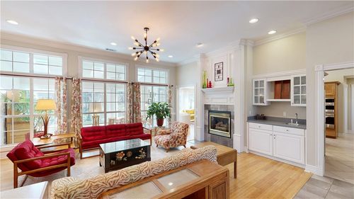 2195 E Wolf Creek Dr, Fayetteville, AR, 72703-4441 | Card Image