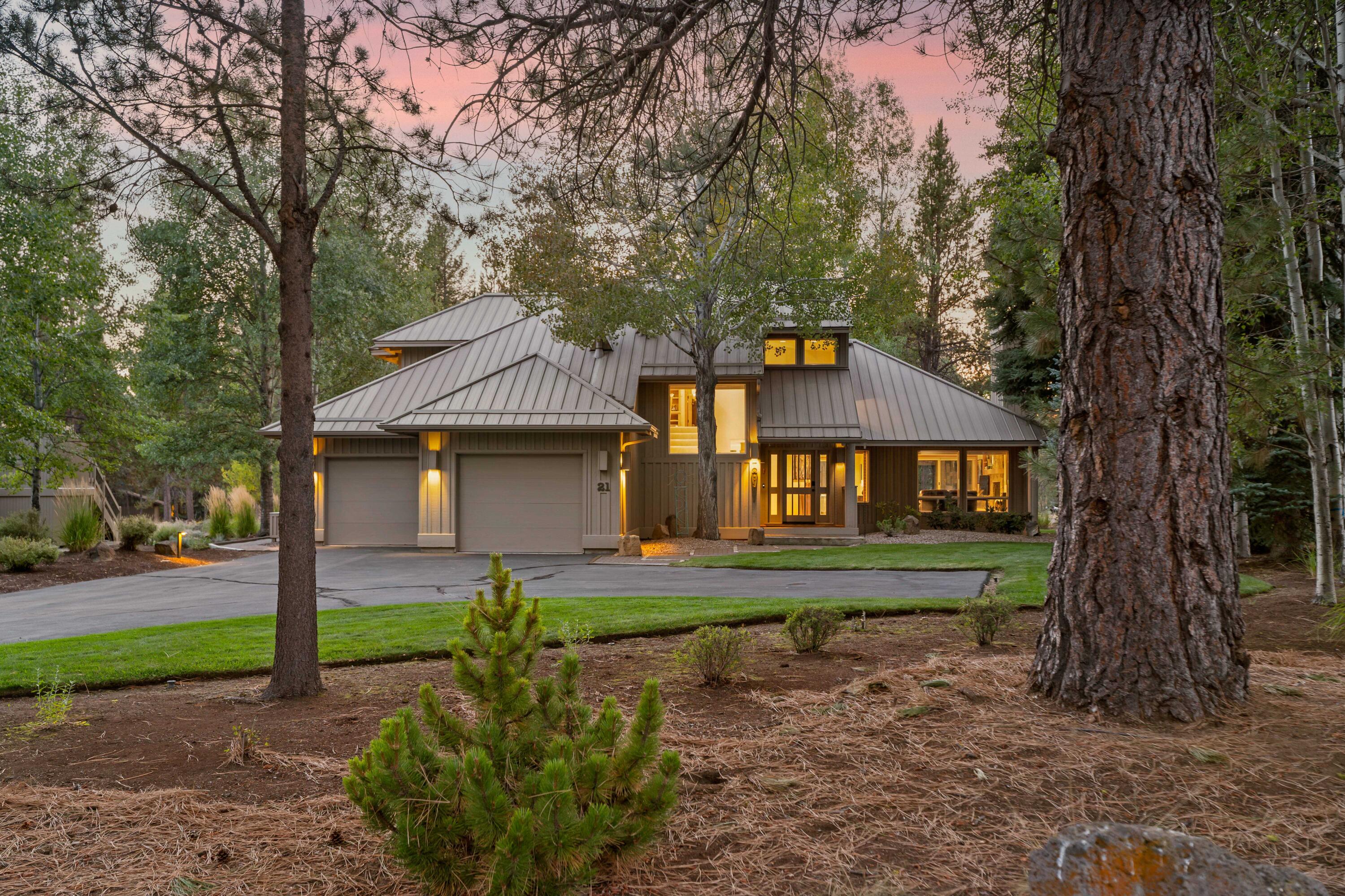 Aspen Ln, Bend, OR 97707
