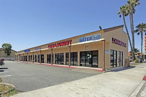 2524 E Slauson Ave, Huntington Park, CA, 90255-2725 | Card Image