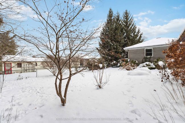 211 Trowbridge Ave, House other with 4 bedrooms, 2 bathrooms and 4 parking in London ON | Image 36