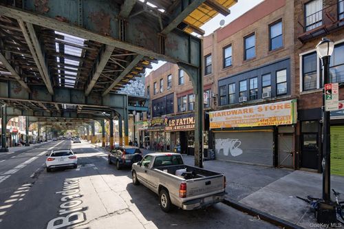 1472 Broadway, Brooklyn, NY, 11221-4236 | Card Image