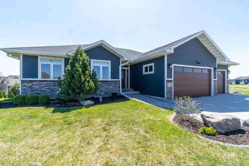 2610 Nicklaus Blvd, Sioux City, IA, 51106-7128 | Card Image