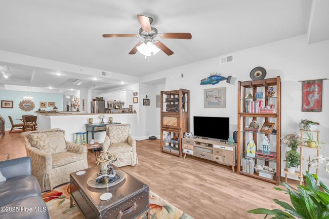 UNIT-2102 - 2100 Marsh Grove Ln, Condo with 2 bedrooms, 2 bathrooms and 2 parking in Southport NC | Image 7