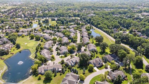 39671 Muirfield Ln, Northville, MI, 48168-3482 | Card Image