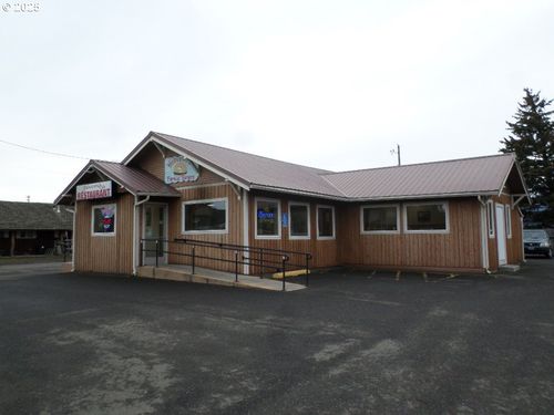 500 W North St, Enterprise, OR, 97828-1045 | Card Image