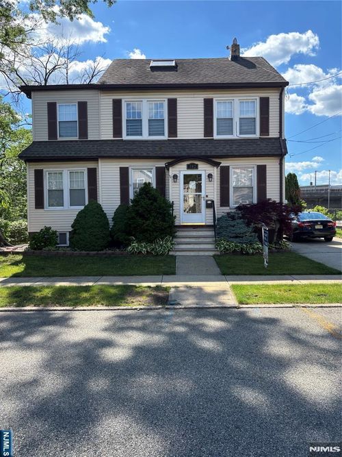 382 Riverside Ave, Rutherford, NJ, 07070-2613 | Card Image