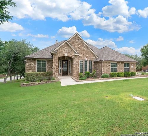 519 Barden Pkwy, Castroville, TX, 78009-3446 | Card Image