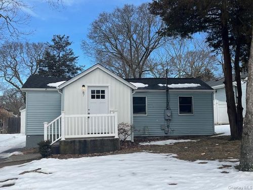 87 Ferndale Ave, Selden, NY, 11784-2913 | Card Image