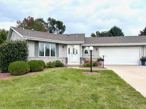 9-730 Nantucket Dr, Janesville, WI, 53546-2194 | Card Image