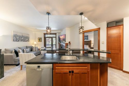 308-1850 Village South Rd, Olympic Valley, CA, 96146-1072 | Card Image