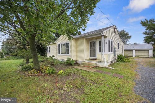 10 N Main St, MAGNOLIA, DE, 19962-4002 | Card Image