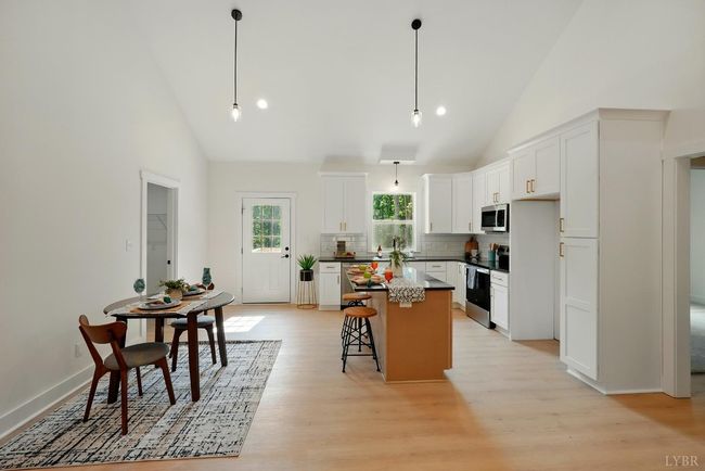 3580 Double Bridges Rd, House other with 3 bedrooms, 2 bathrooms and null parking in Spout Spring VA | Image 9