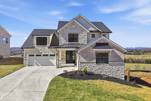 11717 Boston Ivy Ln, Knoxville, TN, 37932-2663 | Card Image