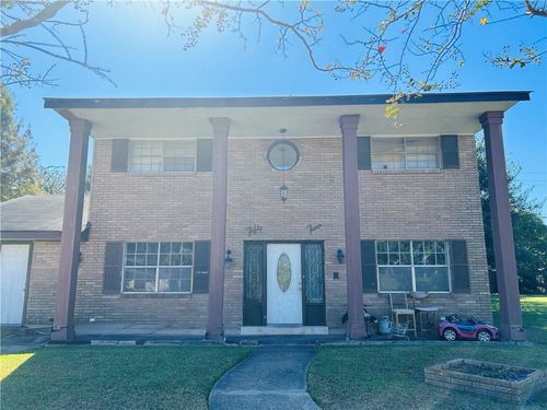 52 Carolyn Ct, Arabi, LA, 70032-1955 | Card Image