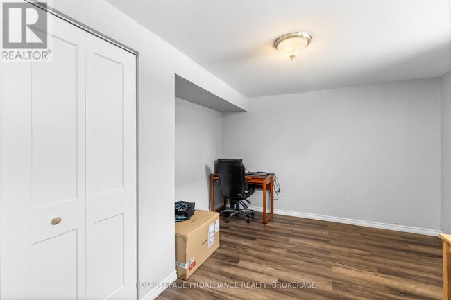 343 Sunrise Cres, House other with 4 bedrooms, 3 bathrooms and 4 parking in Kingston ON | Image 34