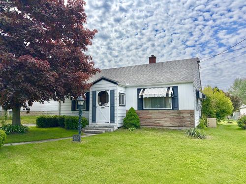 605 Gardner St, Bellevue, OH, 44811-1614 | Card Image