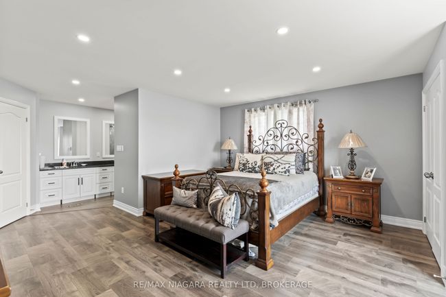 724 Line 3 Rd, House other with 4 bedrooms, 3 bathrooms and 20 parking in Niagara on the Lake ON | Image 29