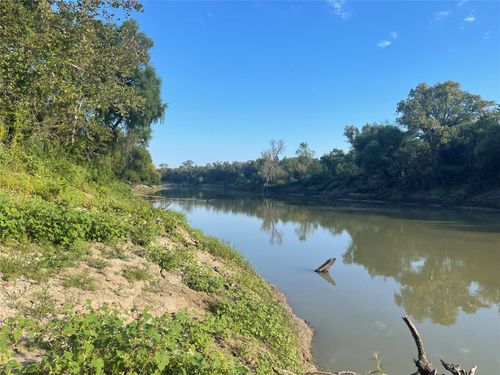 2667 Pr 1195, Midway, TX, 75852 | Card Image