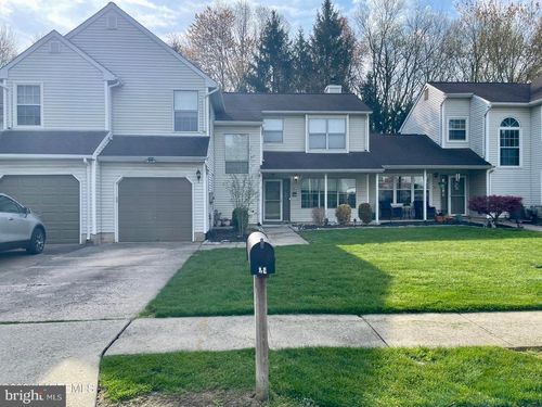 21 Evergreen Dr, East Windsor, NJ, 08520-2317 | Card Image