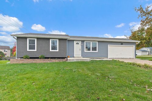 400 S Collins St, South Elgin, IL, 60177-2346 | Card Image