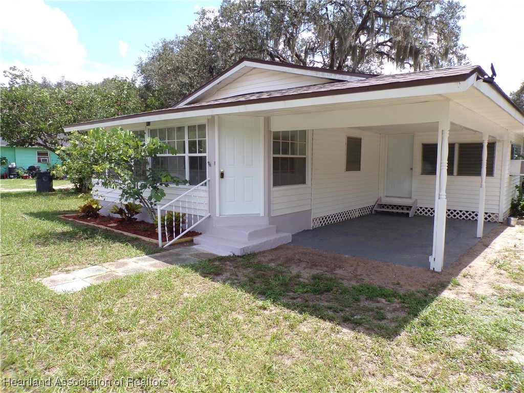 Ruth St, Avon Park, FL 33825